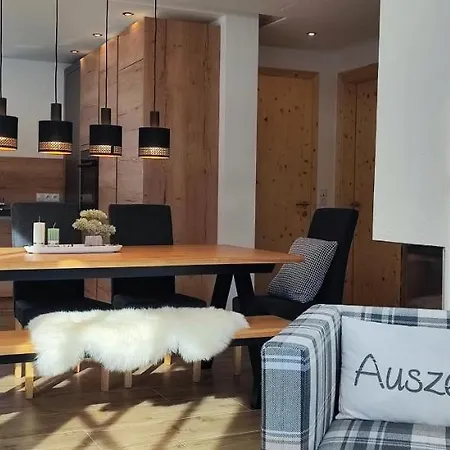 Alpenchalet Valentin Vakantiehuis *