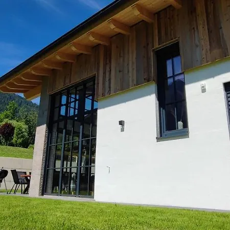 Alpenchalet Valentin بيت للعطل *